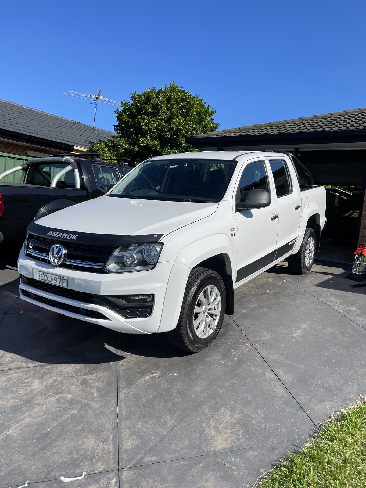 VW Amarok - Clean Exterior Finish